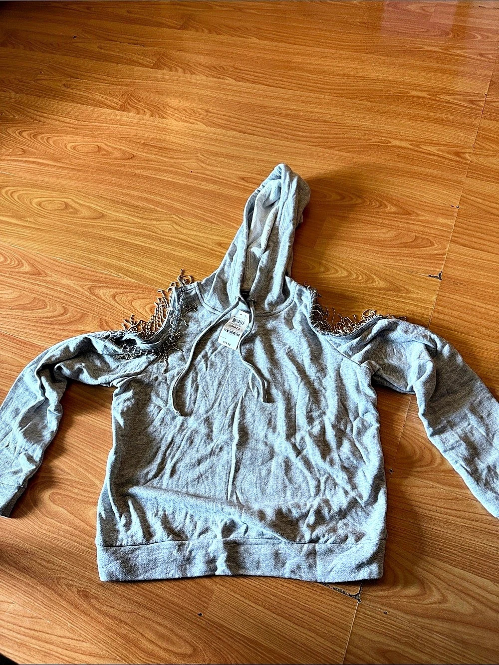 Inc international Concepts
Chain Detail Hoodie in Gray Size Small NWT